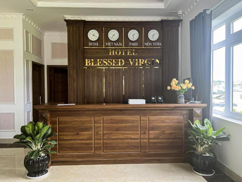 ホテル Hodota The Blessed Virgin Dalat エクステリア 写真